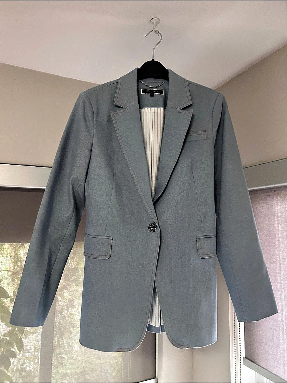 Melanie Lyne Light Blue Blazer Size 4 Like New Casual style